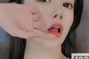 精选虎牙主播（小野马）微信私发定制作品