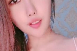 半糖顶流《尼尼子》街拍收费秀直播回放全部作品集