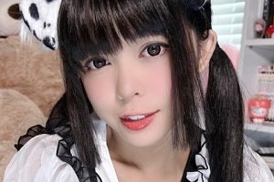 承认自己是只因的onlyfans网红《绯红小猫kittyxkum》6月新作