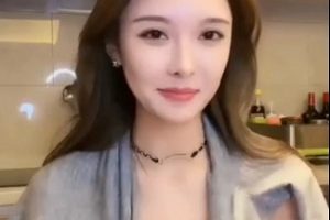 逐渐沦陷的抖音众美女主播各显神通擦边