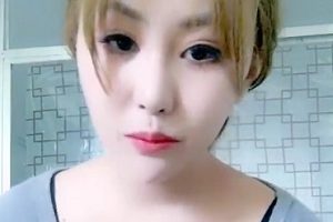 惊现-黄发绿茶小姐姐有尺度私拍