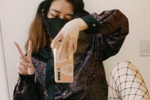 Onlyfans网红《奶味小咪》最全私拍流出