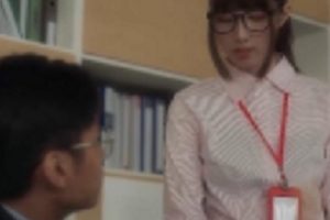 小遥.在交友APP配对到公司女同事EP1 [1V-727M]