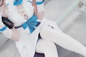 《斗鱼经典视频完整合集版》：超火宅男私藏，绝版浮力姬铃铛，粉嫩软妹全收录！