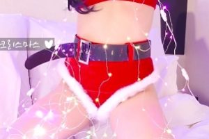模特LUET12月最新福利7v3.19g补图