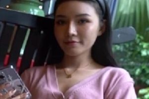 MussGirl慕丝女郎依依超短裙秀裸足