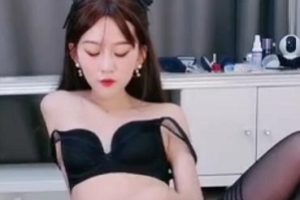 高颜值大叔cosplay妹子服饰直播精选，尺寸大小惊艳美bao