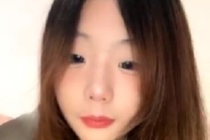 嫩妹妹的超嫩紧致视频在某处的百度盘上被转载搬运