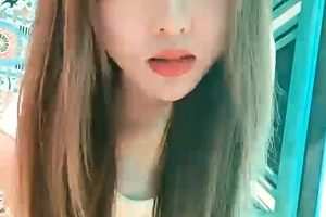 浅夏直播套路合集：多彩才艺展示，精彩视频不容错过