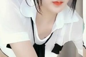 虎牙清纯少女林小花直播自购2020.127奇怪姿势M，粉某处鱼惊艳展现