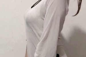 燕子姐姐：成熟型美女主播珍贵合集，高清自拍小视频资源