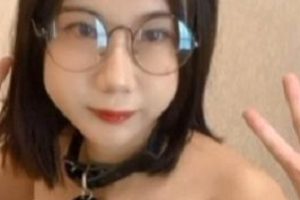 反差眼镜婊甄选11V3G