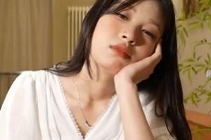 清新可人的艾鲤：14部视频，3V1.8G