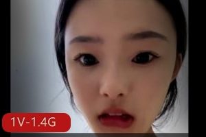 早恋少女自拍合集1V1.4G，黑了一圈，车灯少妇，半年经历，下载观看！