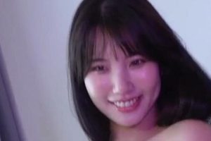 亚裔双开抖音福利姬RenKatsukiMikaela最新自拍合集1V1G28分，摄影作品精彩，资源下载请看！