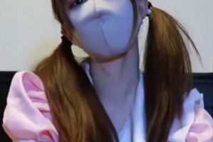 多人游+百度盘+纯欲白丝+cola酱足艺宝宝最新合集+605M+无圣光，男人送完为何还要捅两下？