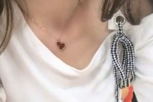 秒硬办公室小仙女恬淡如雅最新合集6VXXG，天价收费房抠动尿尿，放飞自我美妙境界