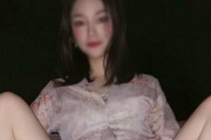 某推光“阴”姬白白最新合集1V395M，宅男心目中的高颜值长腿女神