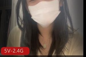 Lily英语老师劲爆自拍合集5V2.4G太秃然了