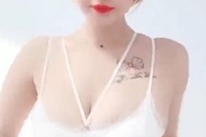 刘貂蝉50G快手定制大合集127部太丰满