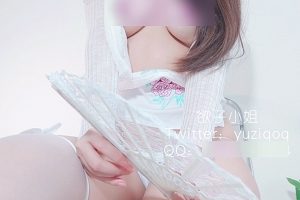 快手小蔡头喵喵喵黑丝热舞合集多部125.5G，丰腴黑丝毛衣紧贴扭动裙摆湿润