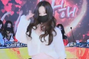 百度Jinricp女团脱衣热舞合集60部372.8G新增后台绑带视角含汗透薄纱撕扯