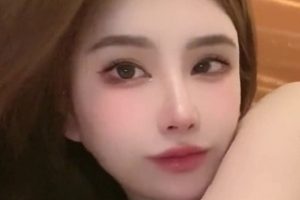 INSRosesJoo鲤鲤绝密影像88部杭州名媛50G逆天神颜