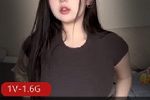 太销魂了ChloeOF诱惑1部1.6G