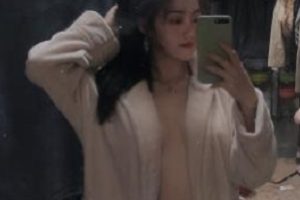 清纯大二学妹吴x晶私圈劲爆合集16V3.1G模样太骚了