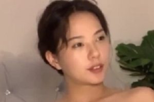 眼镜主播killa`issy逗趣视频合集17部23G萌妹神韵撩人