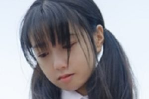 稚乖画册颓废三人游作品595M清纯学妹绝美腰臀
