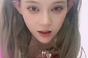 疯狂抖音情难自禁美女作死合集NV4.3G馒头太水润